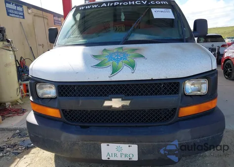 2008 Chevrolet Express Work Van z USA, uszkodzony, nr VIN 1GCFG15X481172670